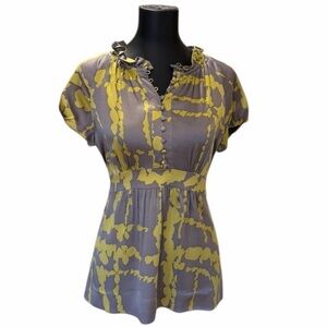 100% Silk BCBG Maxazaria Empire Waist Blouse Size S